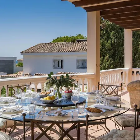 Villa Kadena *