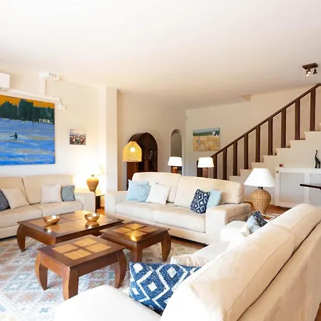 Villa Kadena *